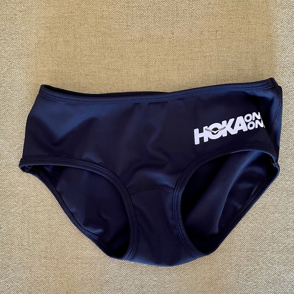 Hoka ONE ONE / Rabbit Racing Brief